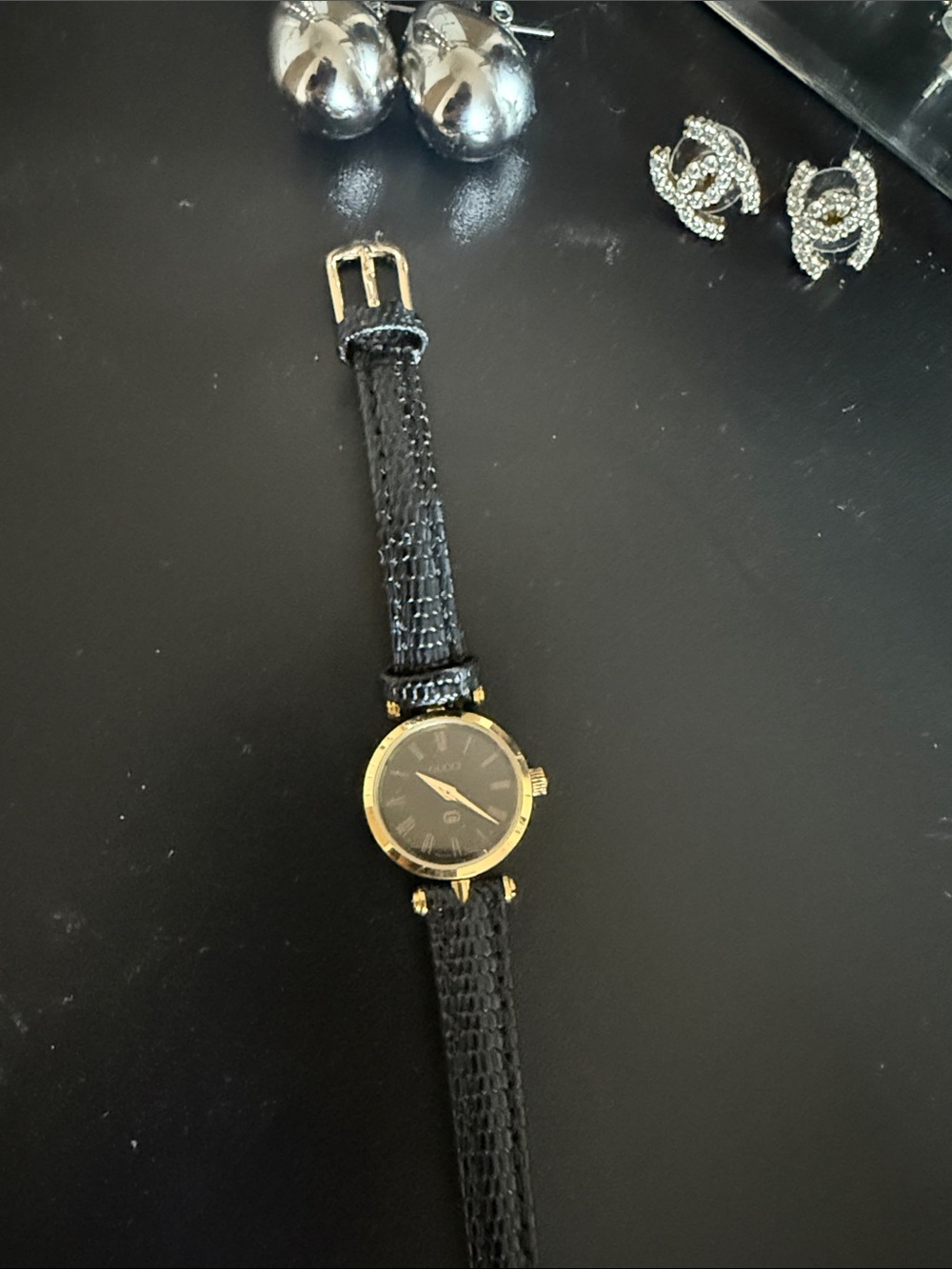 Authentic Gucci Black and Gold Women's Dress Watch - Picture 3 of 6